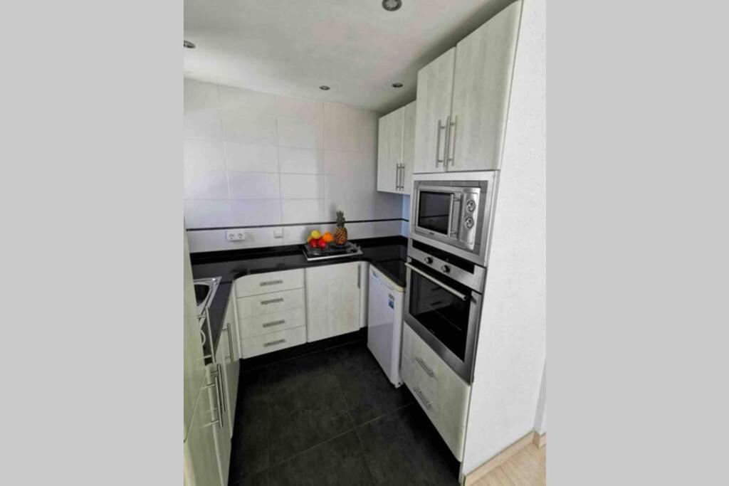 Comfy Sea View Apartment With Parking Calpe Exteriör bild